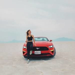 Meet your Posher, Chloe